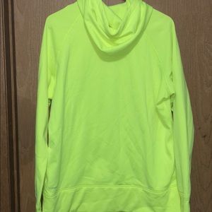 Nike Tops - Nike therma fit sweatshirt Nike Tops - Nike therma fit sweatshirt